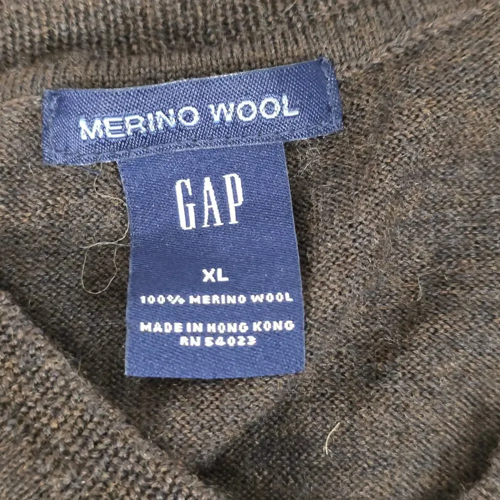 Gap Merino Wool V-Neck Sweater Dark Brown Men’s XL Academia Preppy Minimalist